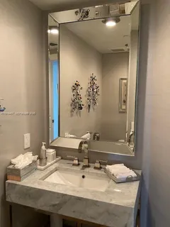 $4,700,000 | 6000 Island Boulevard, Unit 2406, Aventura, FL 33160