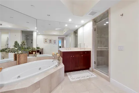 $4,700,000 | 6000 Island Boulevard, Unit 2406, Aventura, FL 33160