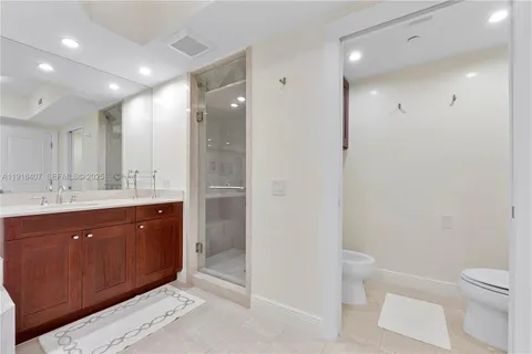 $4,700,000 | 6000 Island Boulevard, Unit 2406, Aventura, FL 33160