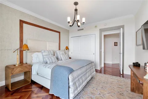 $4,700,000 | 6000 Island Boulevard, Unit 2406, Aventura, FL 33160