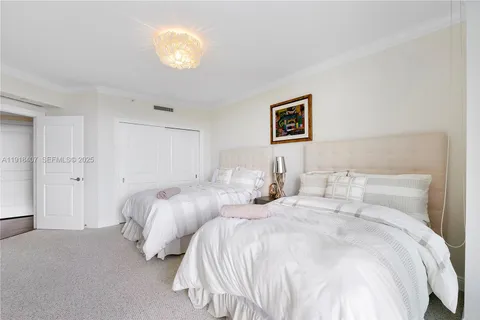 $4,700,000 | 6000 Island Boulevard, Unit 2406, Aventura, FL 33160