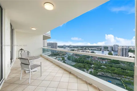 $4,700,000 | 6000 Island Boulevard, Unit 2406, Aventura, FL 33160