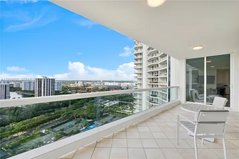$4,700,000 | 6000 Island Boulevard, Unit 2406, Aventura, FL 33160