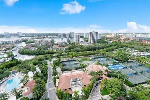 $4,700,000 | 6000 Island Boulevard, Unit 2406, Aventura, FL 33160