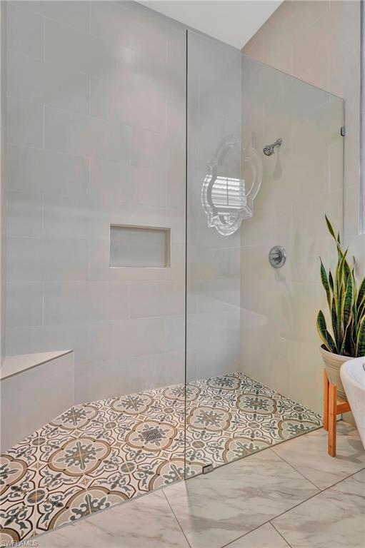 6058 Shallows Way Naples, FL 34109 - Photo 16 of 38 Gallery Image 16