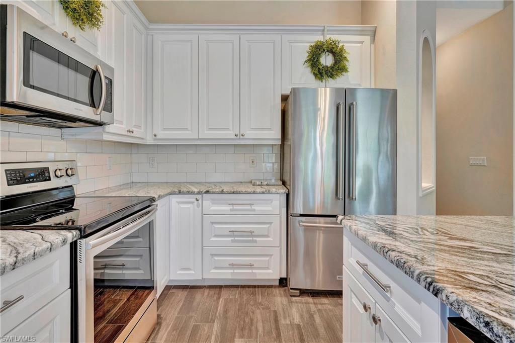 6058 Shallows Way Naples, FL 34109 - Photo 7 of 38 Gallery Image 7