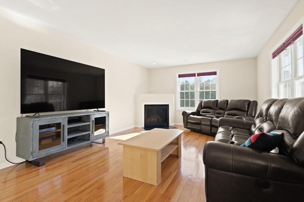 5 Paul Revere Path, Unit 5 Hopkinton, MA 01748 - Photo 8 of 20
