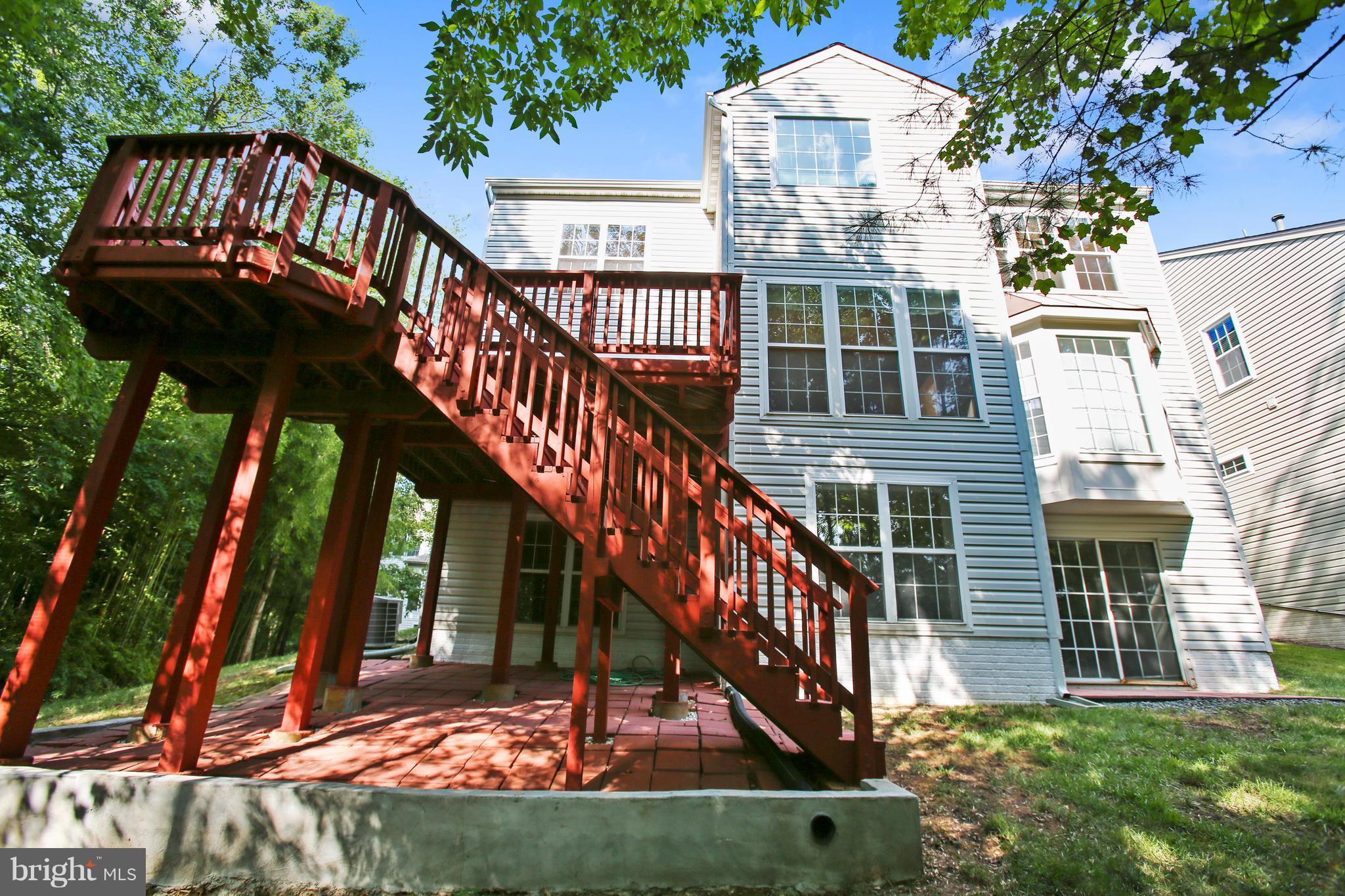 12413 Brown Fox Way Reston, VA 20191 - Photo 2 of 30 Exterior (Rear)