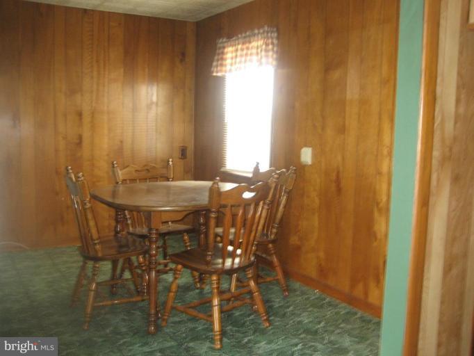 13436 Resh Road Hagerstown, MD 21740 - Photo 11 of 13 Dining Area