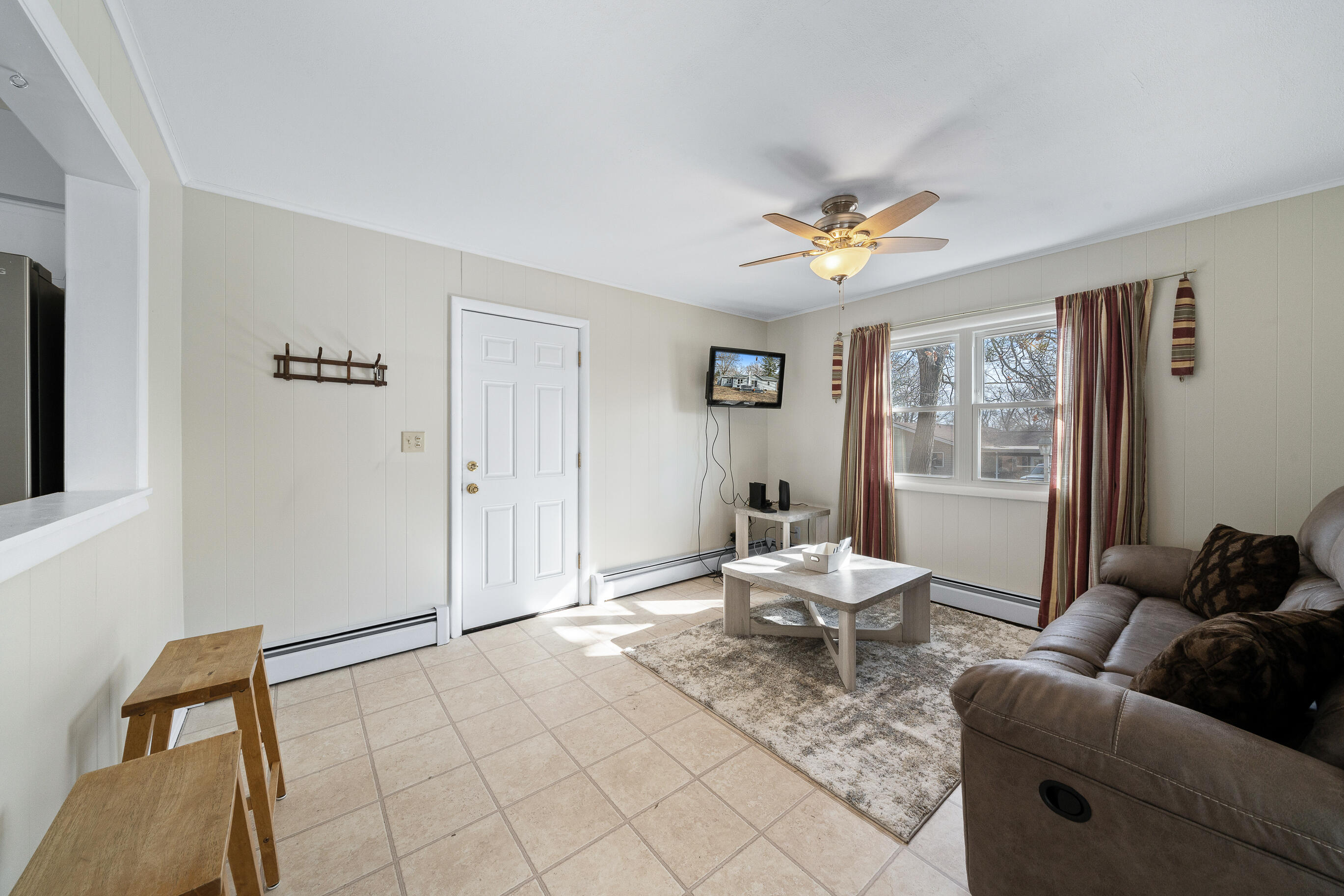 W3724 Washington Drive Geneva, WI 53147 - Photo 11 of 61 W3724 Washington Dr-9