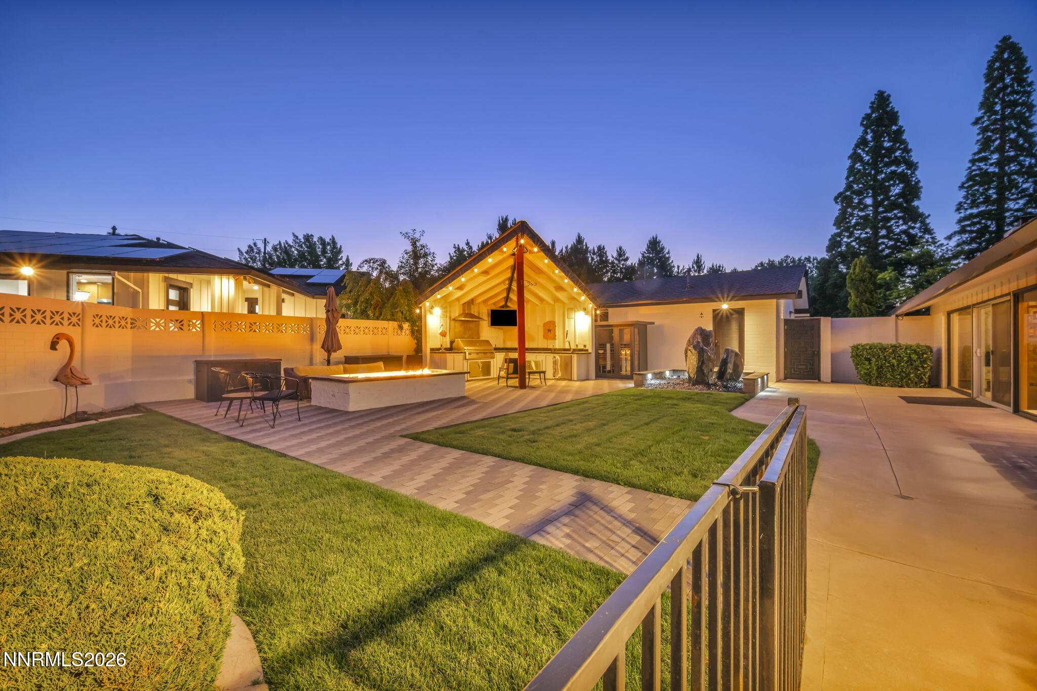 1850 View Crest Drive Reno, NV 89511 - Photo 5 of 45 189-web-or-mls-1850-view-crest-dr (1)