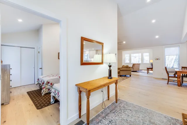 $20,000 | 33 Fern Lane, Woods Hole, MA 02543