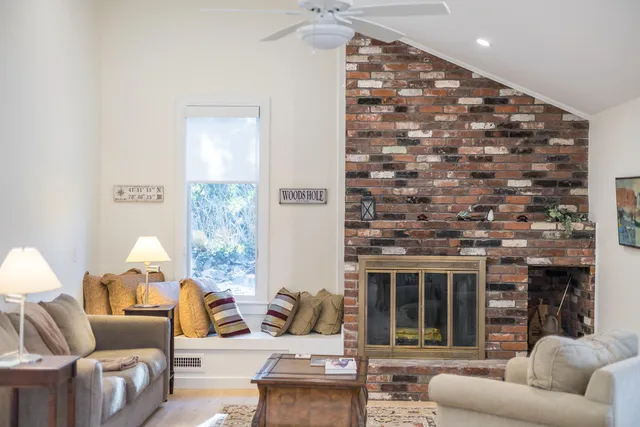 $20,000 | 33 Fern Lane, Woods Hole, MA 02543