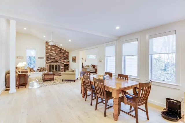 $20,000 | 33 Fern Lane, Woods Hole, MA 02543