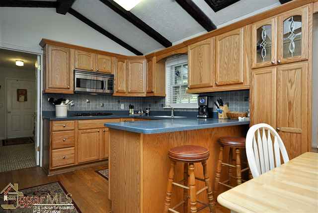 1194 East Preston McDaniel Road Pickens, SC 29671 - Photo 10 of 25 Gallery Image 10