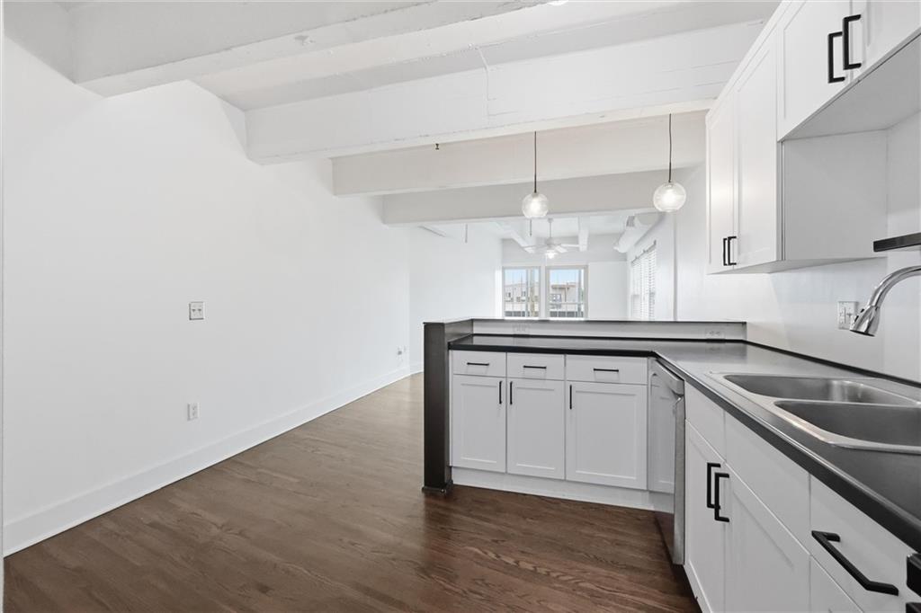 3001 Gillham Road, Unit 206 Kansas City, MO 64108 - Photo 12 of 45