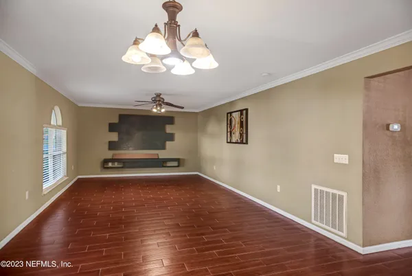 $2,400 | 76055 Harley Court, Yulee, FL 32097