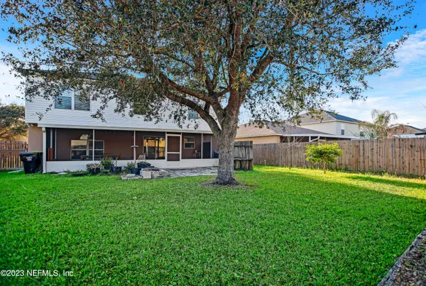 $2,400 | 76055 Harley Court, Yulee, FL 32097