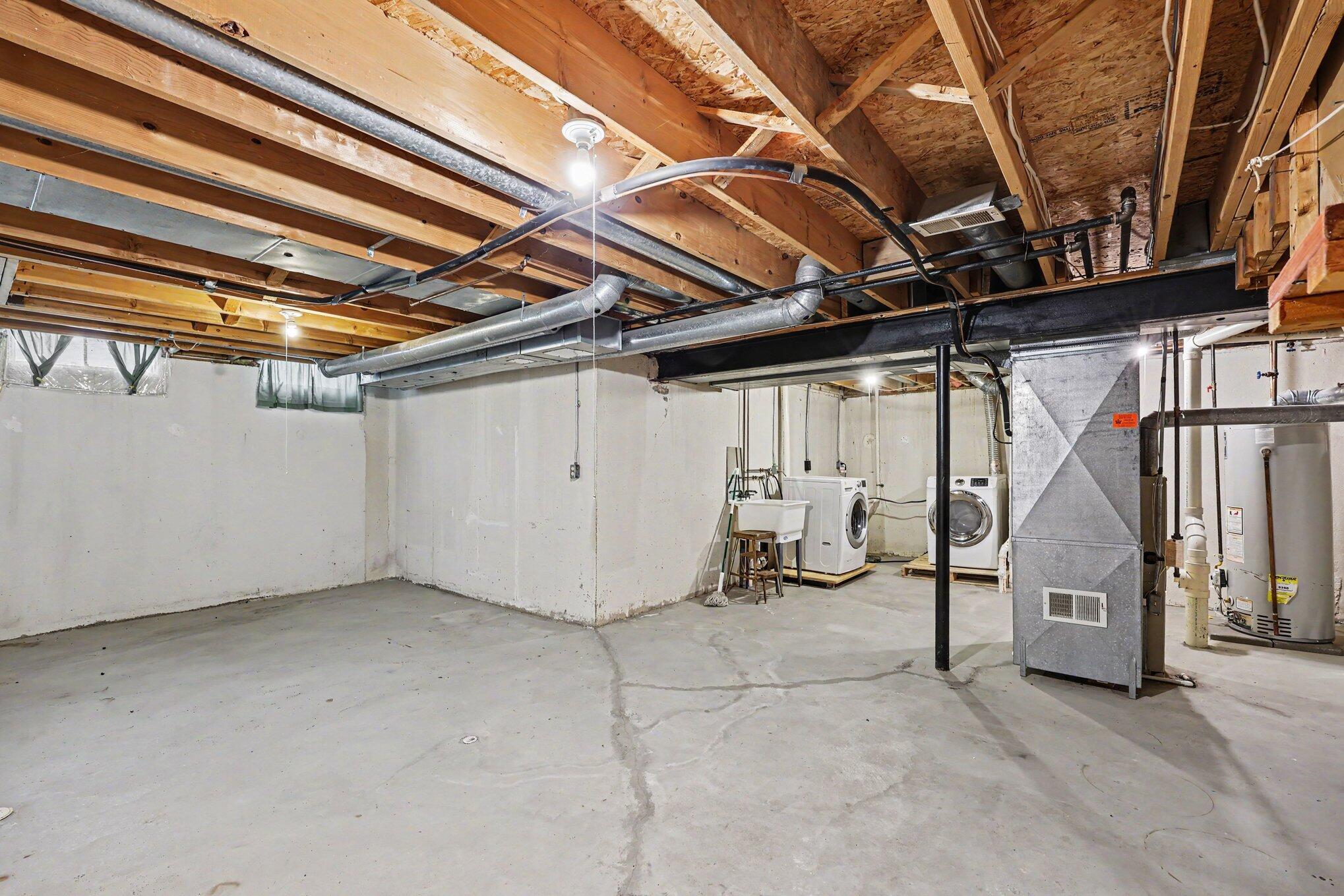 23227 Middlebelt Road Farmington, MI 48336 - Photo 25 of 32 026_file_9380