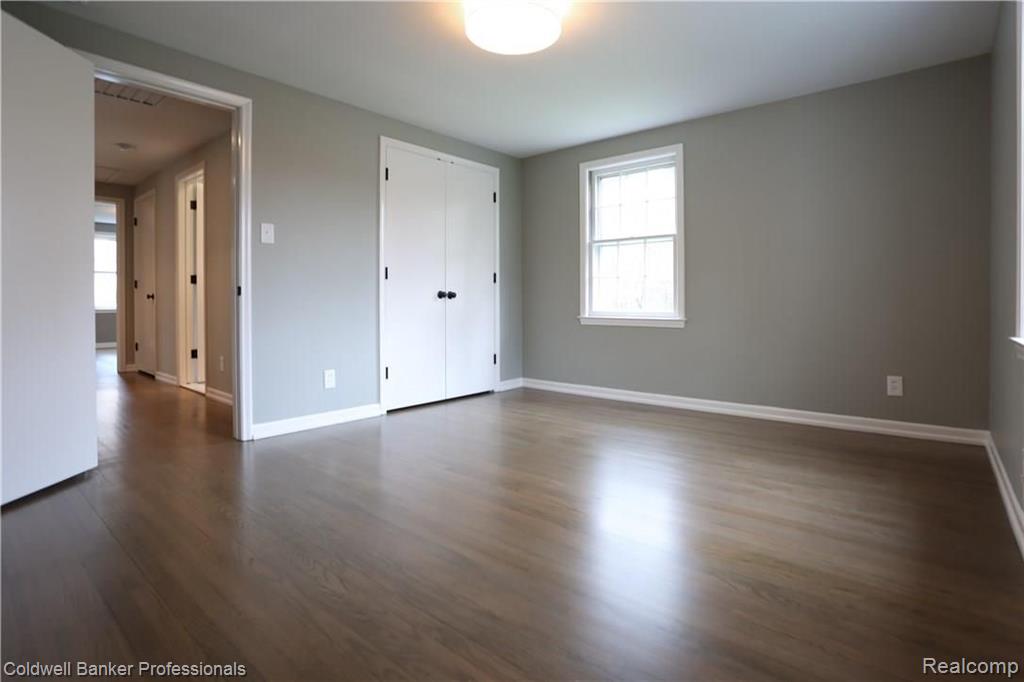 3520 Burning Bush Road Bloomfield Hills, MI 48301 - Photo 23 of 32