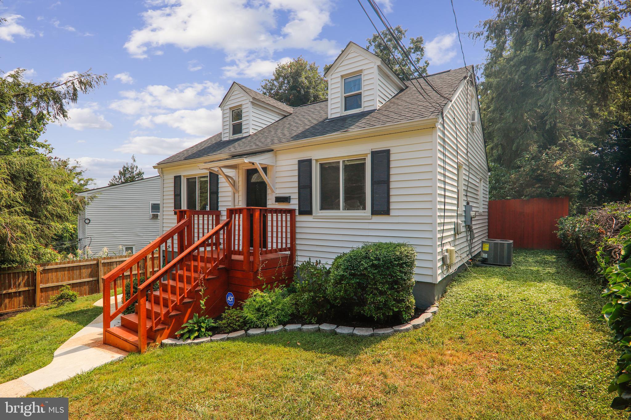 7735 Emerson Road Hyattsville, MD 20784 - Photo 4 of 44 Gallery Image 4