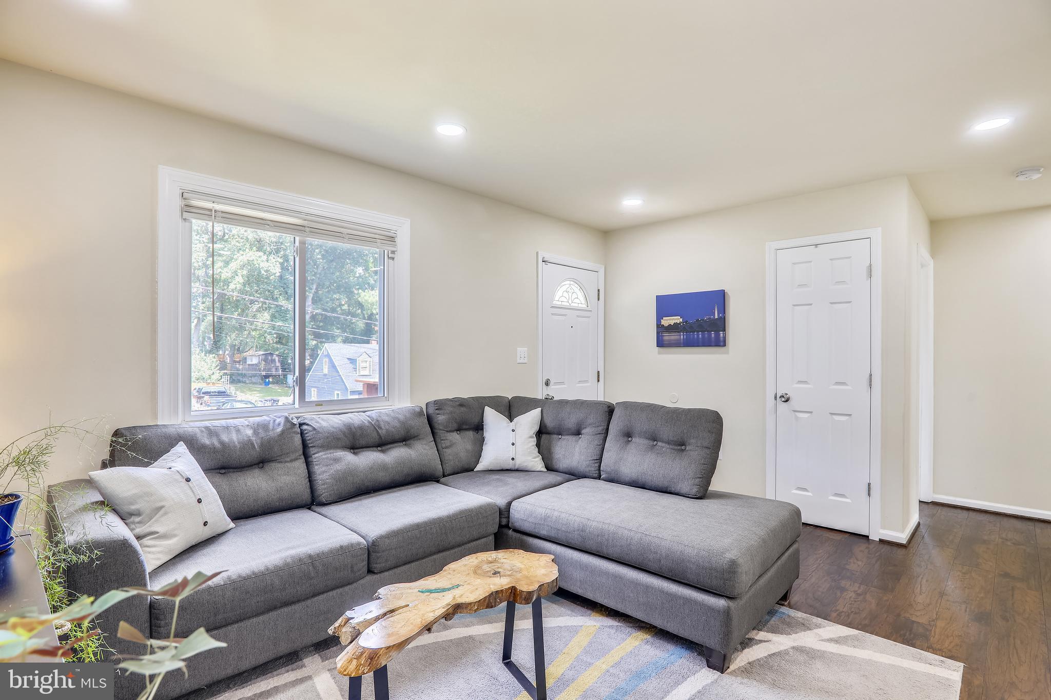 7735 Emerson Road Hyattsville, MD 20784 - Photo 7 of 44 Gallery Image 7