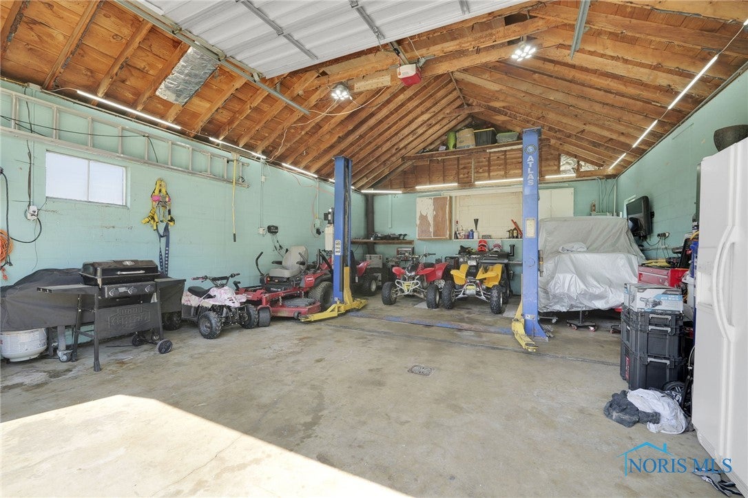 26237 Luckey Road Walbridge, OH 43465 - Photo 32 of 41 Gallery Image 32