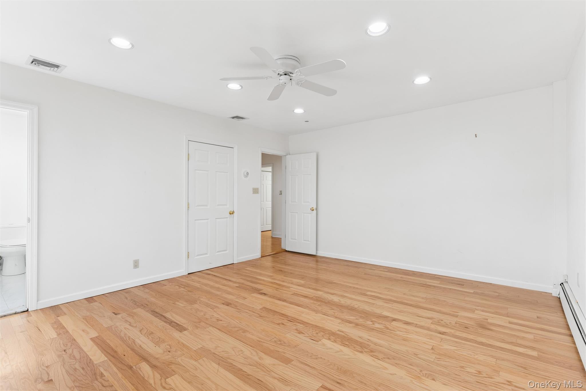 72 Lake End Road Merrick, NY 11566 - Photo 25 of 43