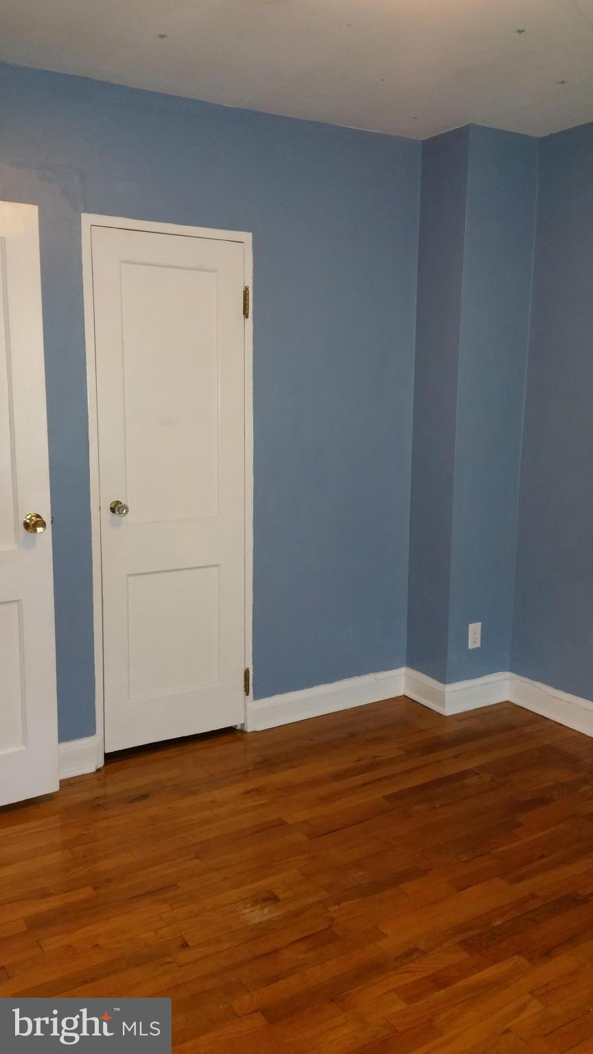 3902 Colchester Road Baltimore, MD 21229 - Photo 18 of 27 a view of an empty room