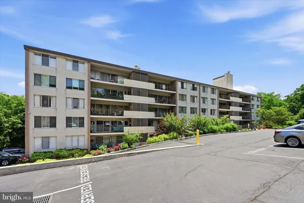 $244,900 | 2302 Riddle Avenue, Wilmington, DE 19806