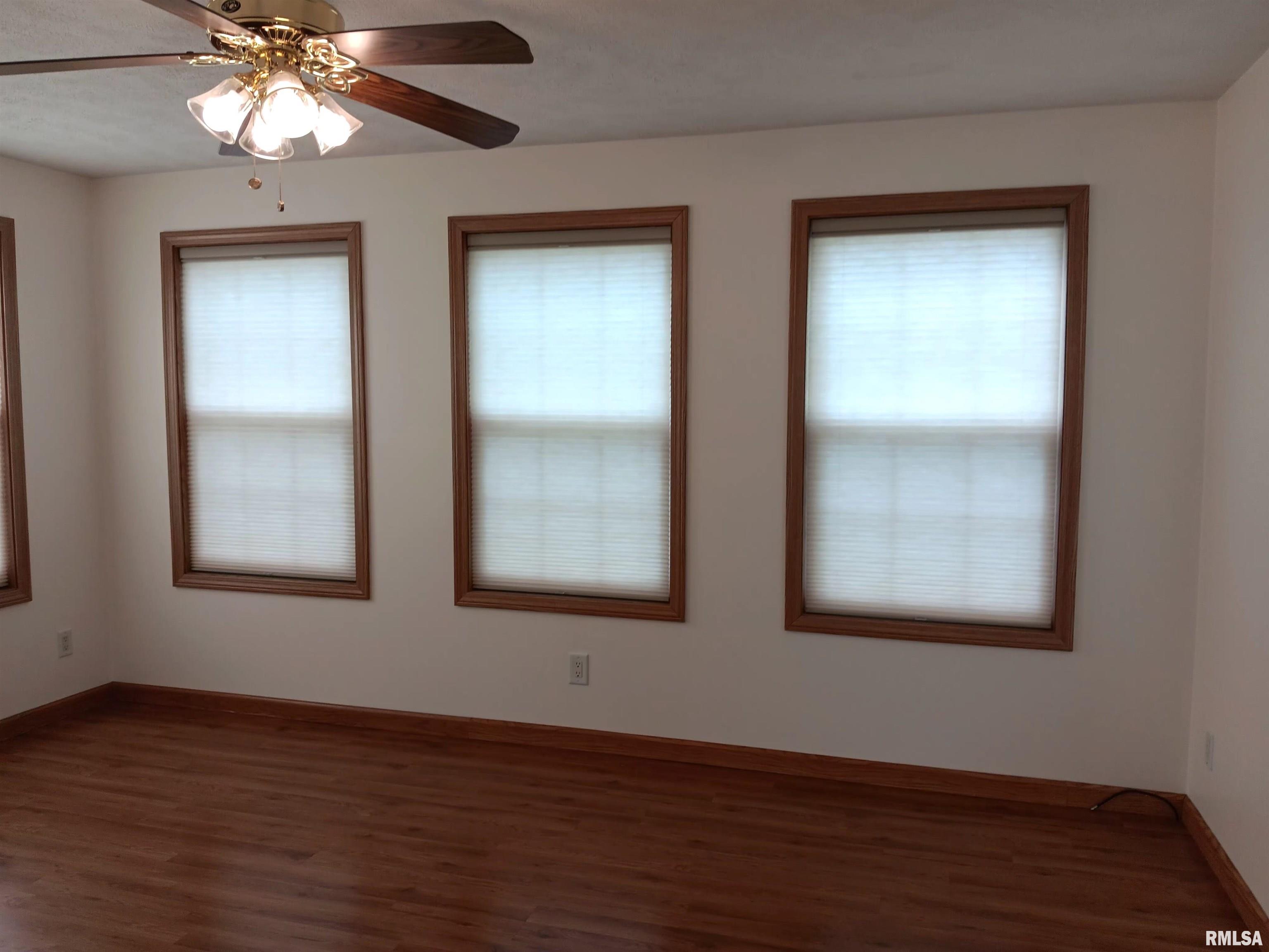 2800 Vía Rosso, Unit 142 Springfield, IL 62703 - Photo 18 of 32 Gallery Image 18
