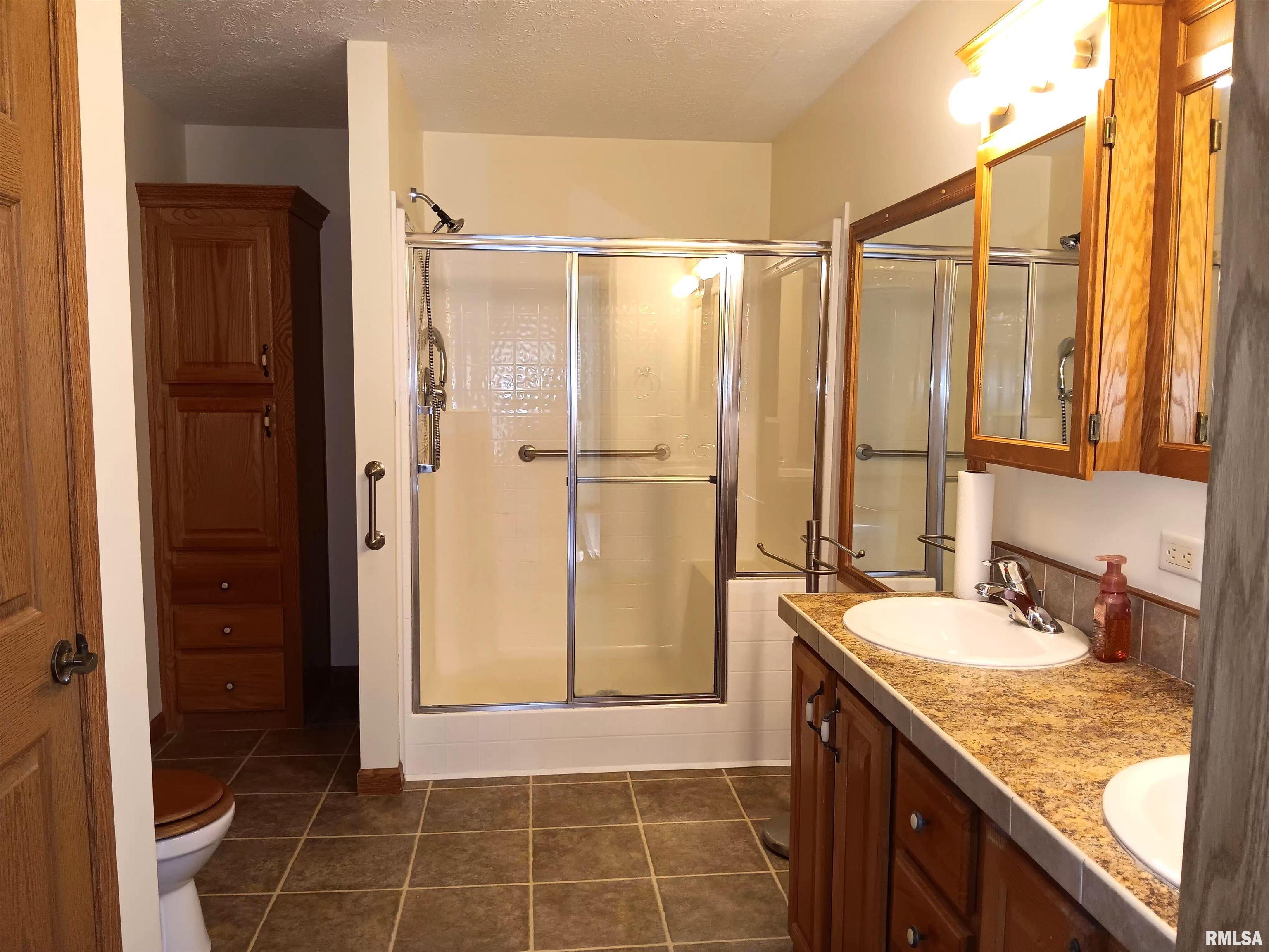 2800 Vía Rosso, Unit 142 Springfield, IL 62703 - Photo 23 of 32 Gallery Image 23