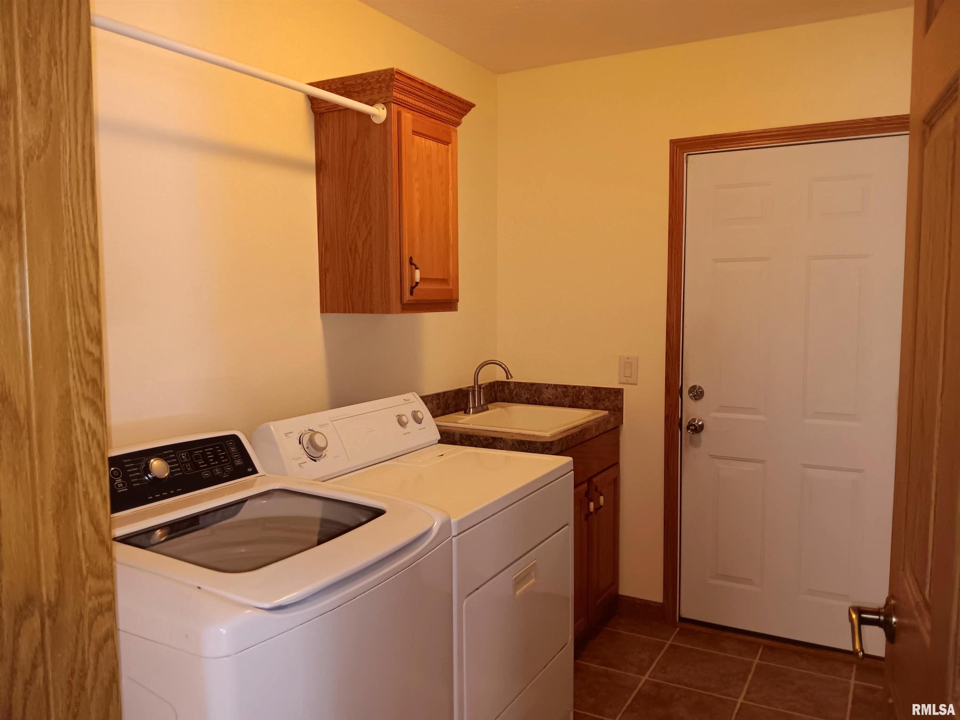2800 Vía Rosso, Unit 142 Springfield, IL 62703 - Photo 28 of 32 Gallery Image 28