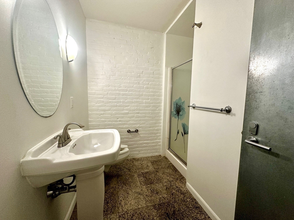 121 Beach Street, Unit 105 Boston, MA 02111 - Photo 14 of 16