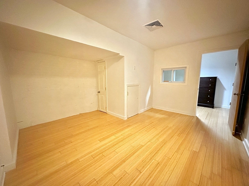 121 Beach Street, Unit 105 Boston, MA 02111 - Photo 8 of 16