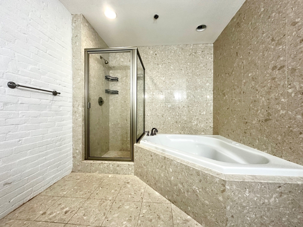 121 Beach Street, Unit 105 Boston, MA 02111 - Photo 9 of 16