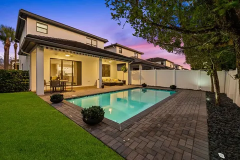 $899,500 | 4919 Whispering Way, Fort Lauderdale, FL 33312