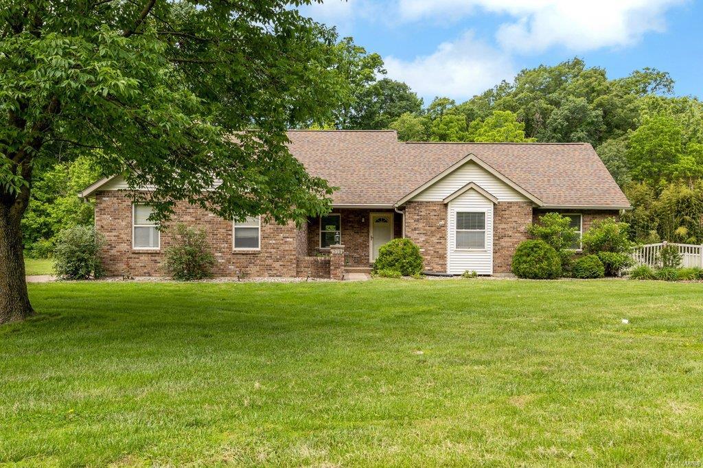 519 Gall Road Columbia, IL 62236 - Photo 2 of 58