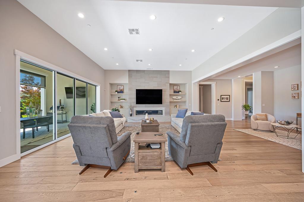 806 Fallen Log Court Rocklin, CA 95765 - Photo 16 of 94