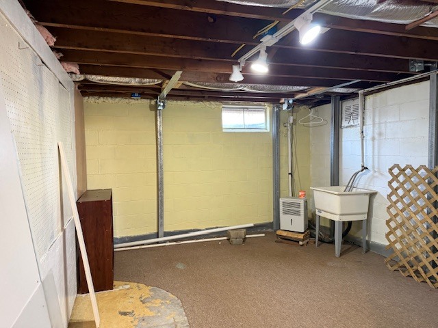 302 West Ward Street Energy, IL 62933 - Photo 21 of 37 a view of a room with gym equipment