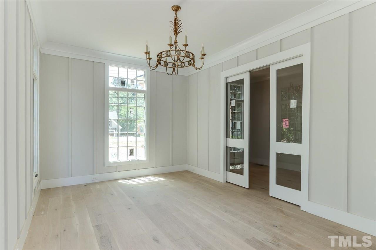 121 Dartmouth Road Raleigh, NC 27609 - Photo 5 of 30