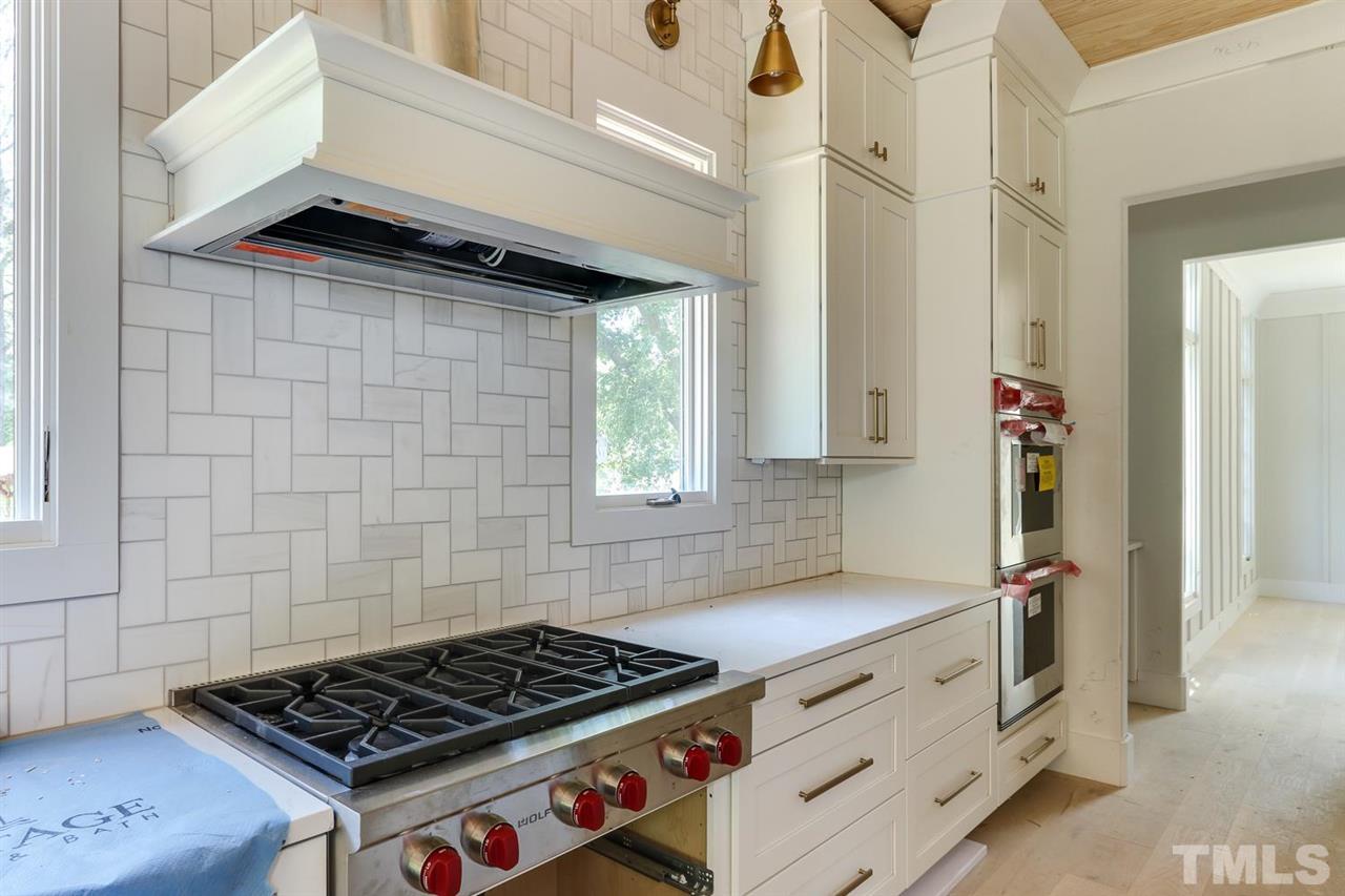 121 Dartmouth Road Raleigh, NC 27609 - Photo 8 of 30