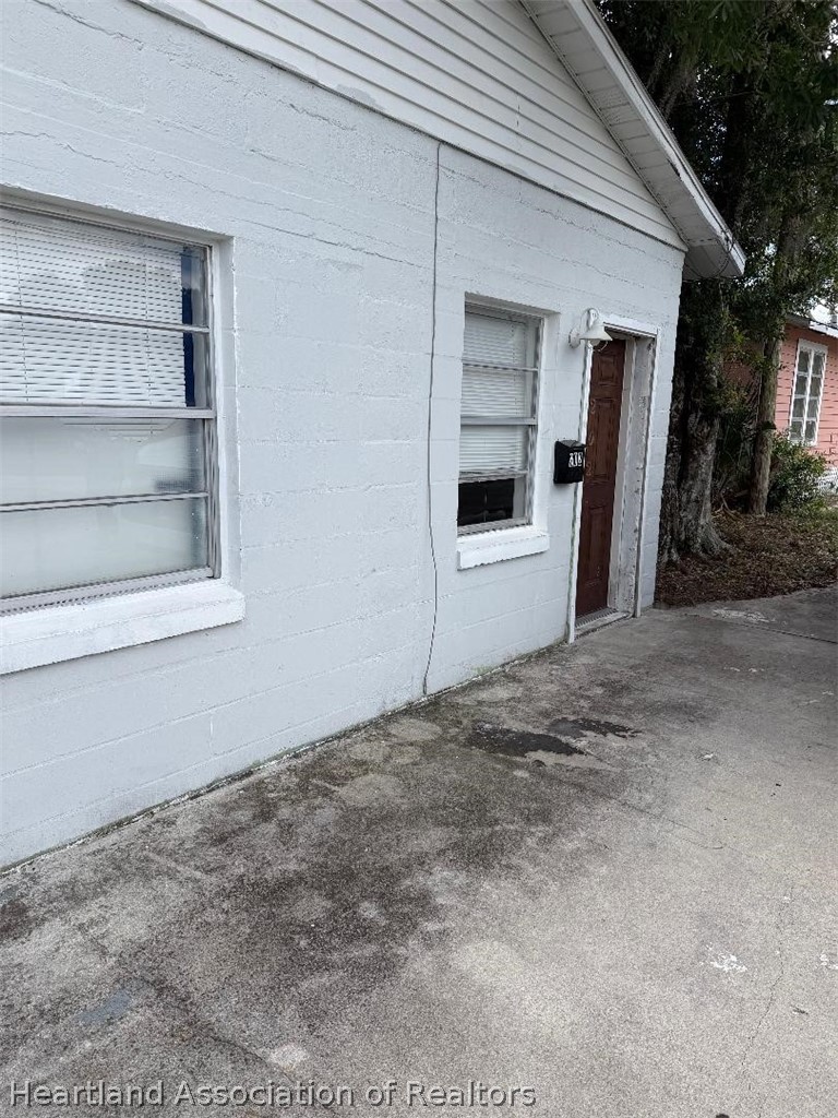 202 South Mango Street Sebring, FL 33870 - Photo 1 of 4 Gallery Image 1