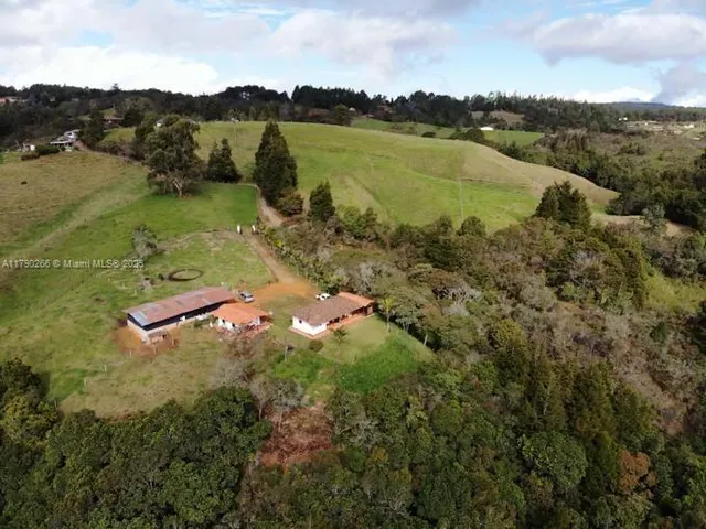 $1,840,000 | Guarne Vereda Brizuela, Burlington, FL 05405