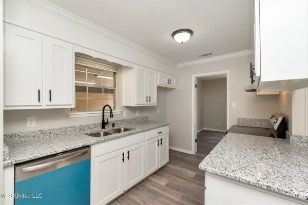 $325,000 | 8045 Oak Hill Drive, Semmes, AL 36575
