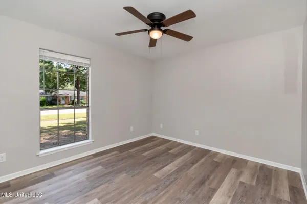 $325,000 | 8045 Oak Hill Drive, Semmes, AL 36575