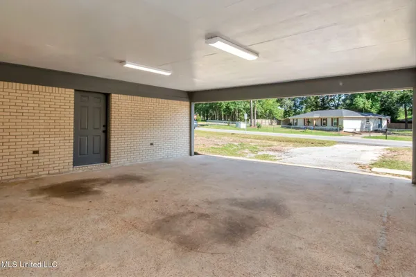 $325,000 | 8045 Oak Hill Drive, Semmes, AL 36575