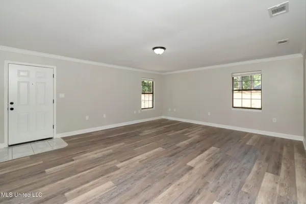 $325,000 | 8045 Oak Hill Drive, Semmes, AL 36575