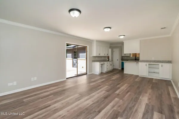 $325,000 | 8045 Oak Hill Drive, Semmes, AL 36575