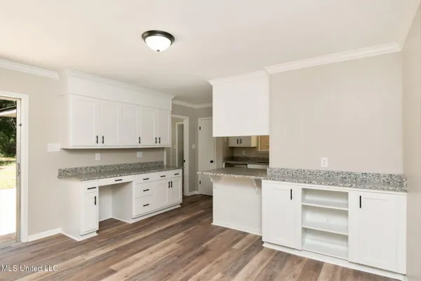 $325,000 | 8045 Oak Hill Drive, Semmes, AL 36575